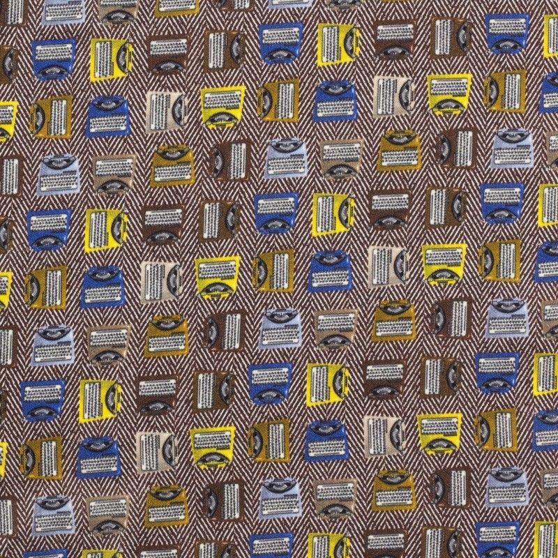 C7024 Carnet Printed Design With Colored Typewriter On Brown Herringbone Ground