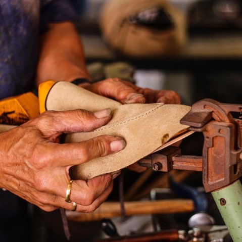 Leather Shoes craftsman